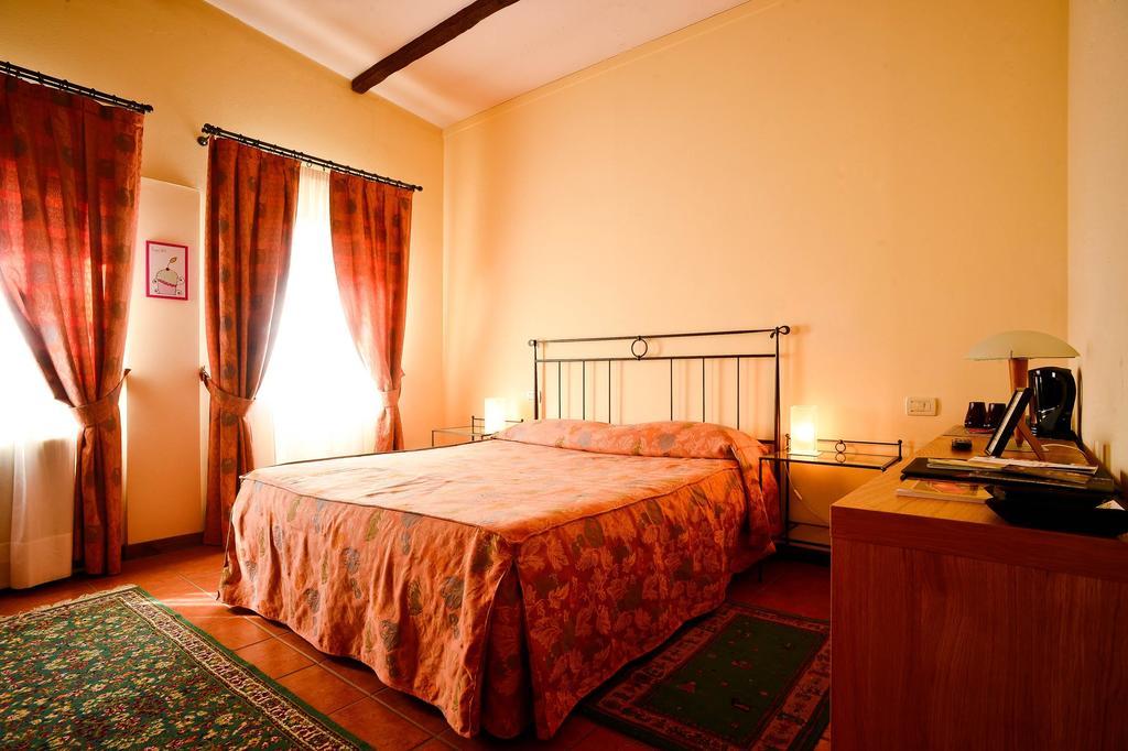 Agriturismo Il Borghetto Crespellano Oda fotoğraf